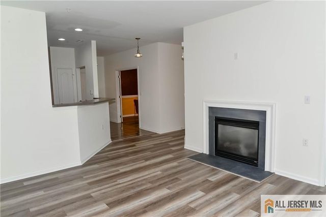 2103 Neville Court, Franklin, NJ 08873