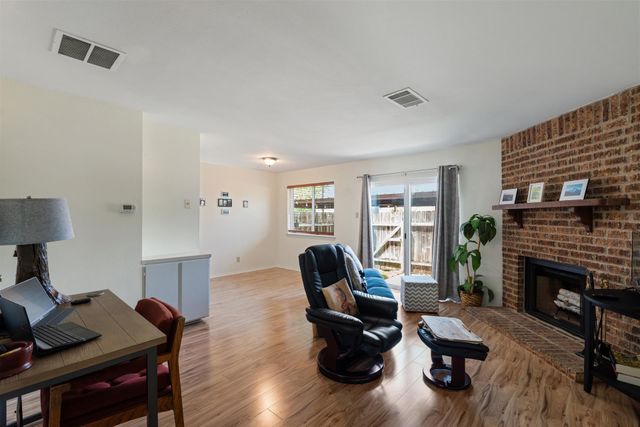 101 S Clearday DR 122, Austin, TX 78745