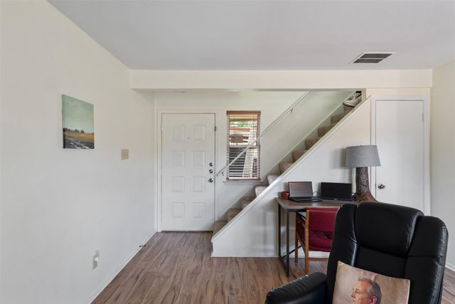 101 S Clearday DR 122, Austin, TX 78745