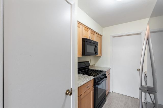 101 S Clearday DR 122, Austin, TX 78745