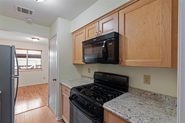 101 S Clearday DR 122, Austin, TX 78745