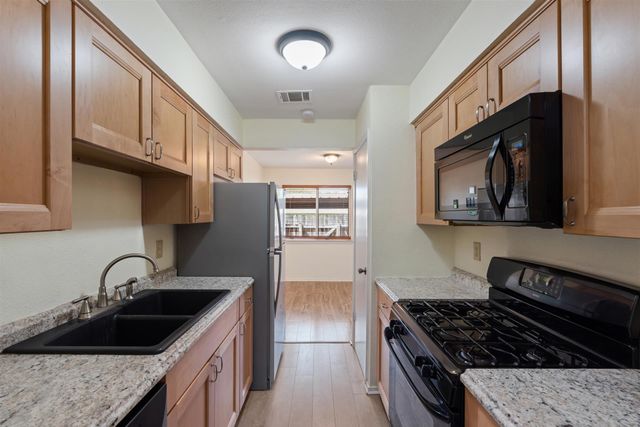101 S Clearday DR 122, Austin, TX 78745
