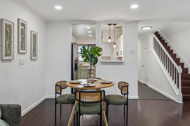 1303 Victoria Terrace, Sunnyvale, CA 94087