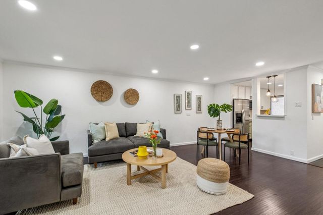 1303 Victoria Terrace, Sunnyvale, CA 94087