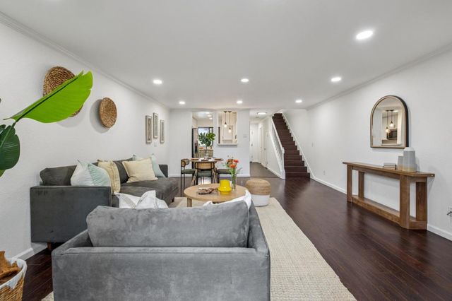 1303 Victoria Terrace, Sunnyvale, CA 94087