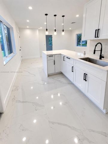 260 NE 42nd Court, Deerfield Beach, FL 33064