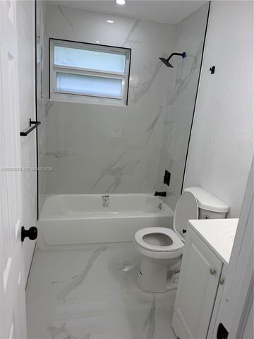 260 NE 42nd Court, Deerfield Beach, FL 33064