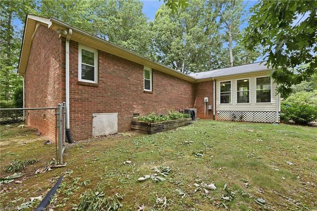 118 Honey Road, Stokesdale, NC 27357