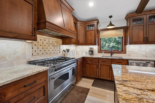 16433 224th Avenue NW, Elk River, MN 55330