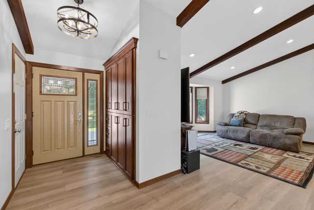 16433 224th Avenue NW, Elk River, MN 55330