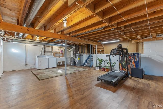 8408 Silver Spruce Circle, Clay, NY 13090