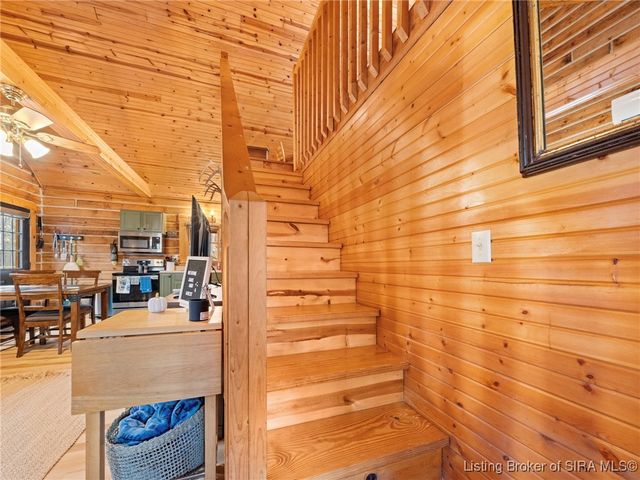 10510 Deer Drive, Birdseye, IN 47513