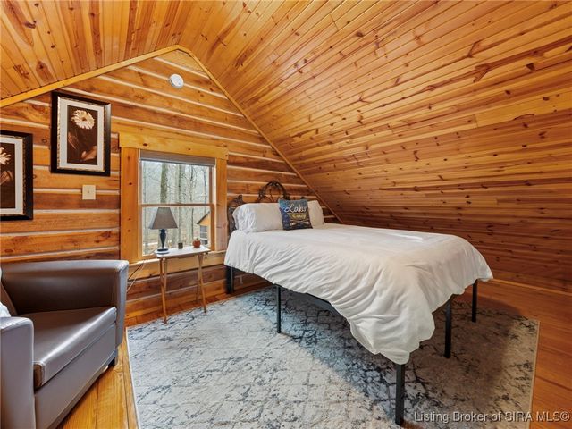 10510 Deer Drive, Birdseye, IN 47513