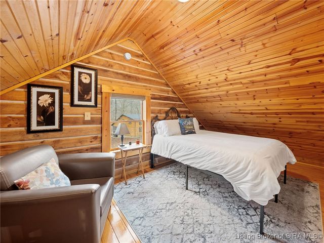 10510 Deer Drive, Birdseye, IN 47513