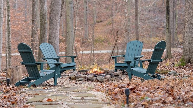 10510 Deer Drive, Birdseye, IN 47513