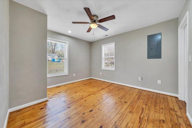 1423 Varnell AVE, Roanoke, VA 24012