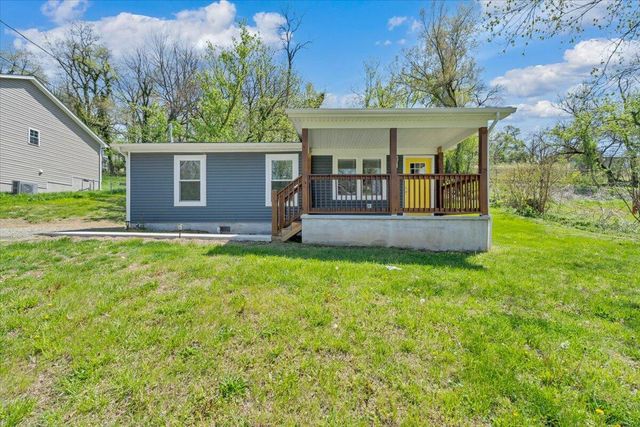 1423 Varnell AVE, Roanoke, VA 24012