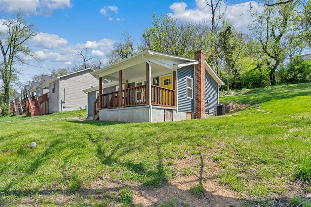 1423 Varnell AVE, Roanoke, VA 24012