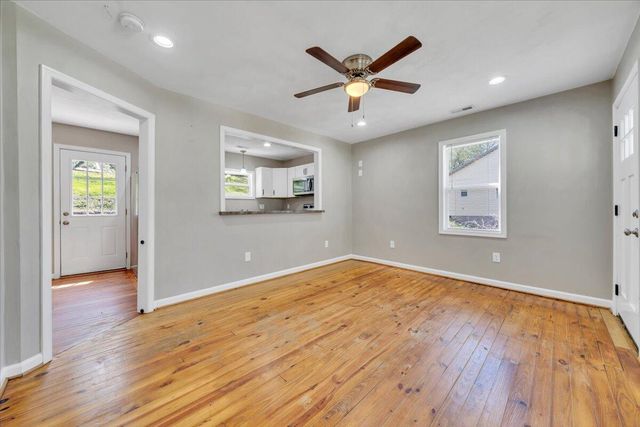 1423 Varnell AVE, Roanoke, VA 24012