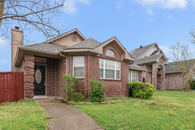 2323 Weatherby Drive, Mesquite, TX 75181