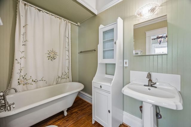 1301 Rutland Street, Houston, TX 77008
