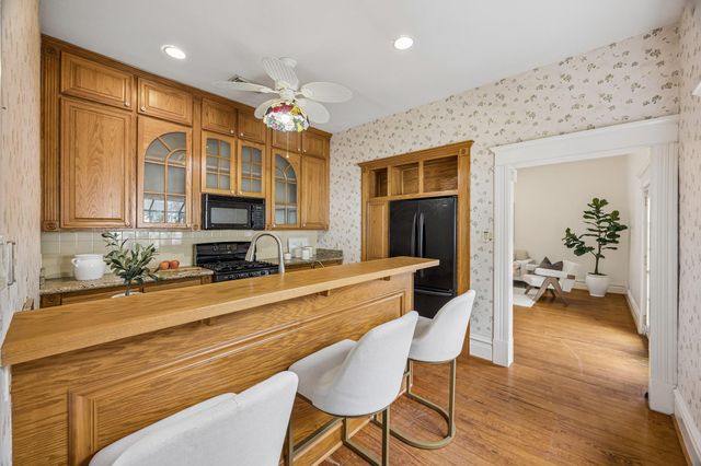 1301 Rutland Street, Houston, TX 77008