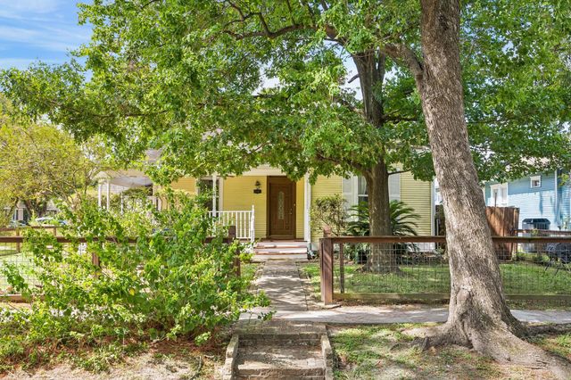1301 Rutland Street, Houston, TX 77008