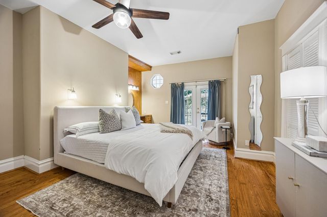 1301 Rutland Street, Houston, TX 77008