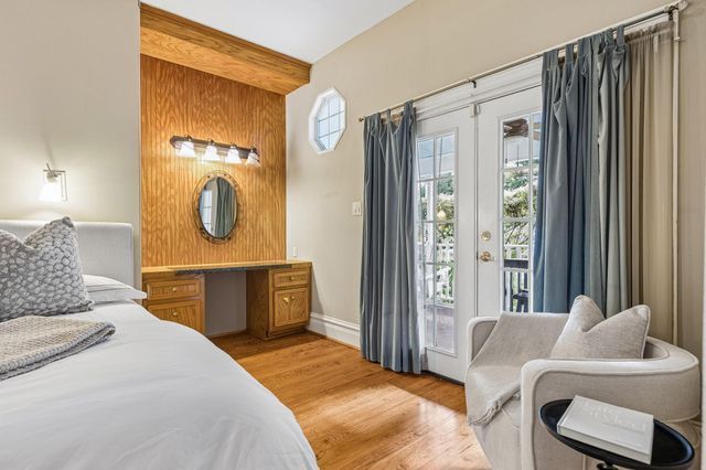 1301 Rutland Street, Houston, TX 77008