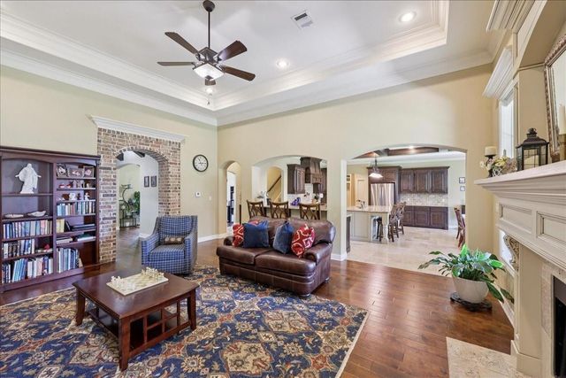 404 Birch View Drive, Lumberton, TX 77657