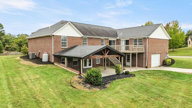 92 Water Cliff Drive, Somerset, KY 42503