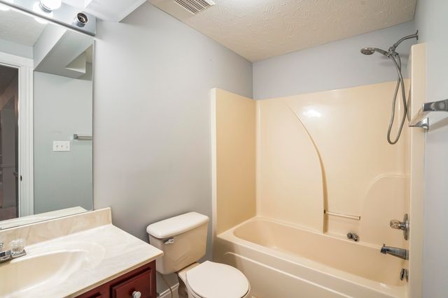 92 Water Cliff Drive, Somerset, KY 42503