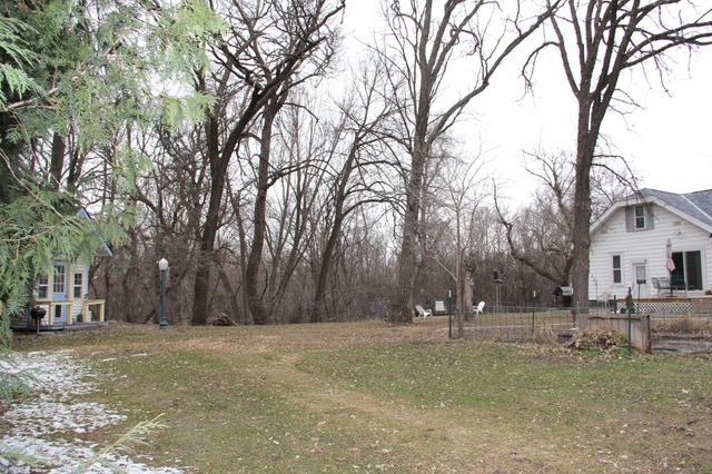 111 Lyndall Avenue, Paynesville, MN 56362