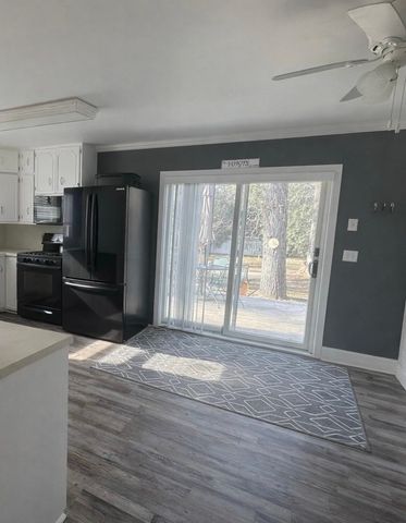 111 Lyndall Avenue, Paynesville, MN 56362