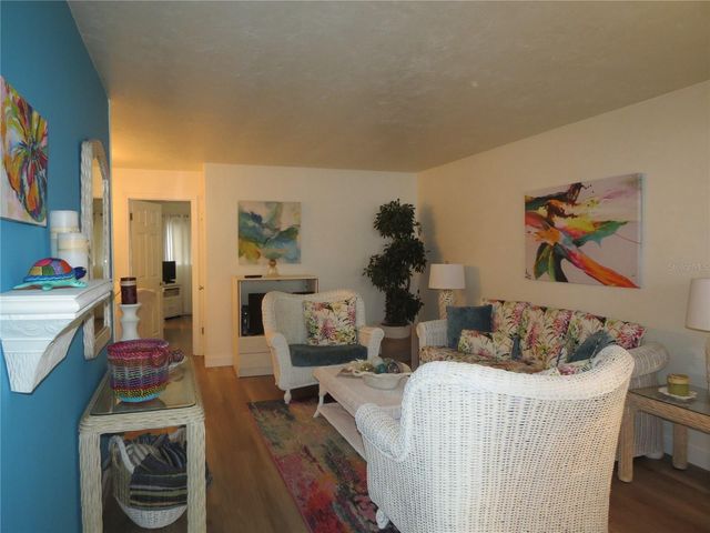 615 S PALM AVENUE 4, Sarasota, FL 34236