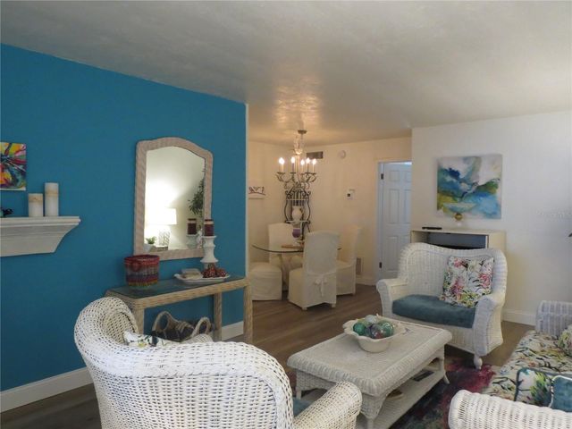 615 S PALM AVENUE 4, Sarasota, FL 34236