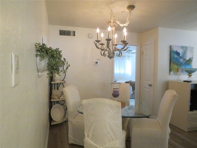 615 S PALM AVENUE 4, Sarasota, FL 34236