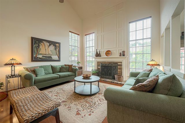 1935 S Cheyenne River Circle, Sugar Land, TX 77478