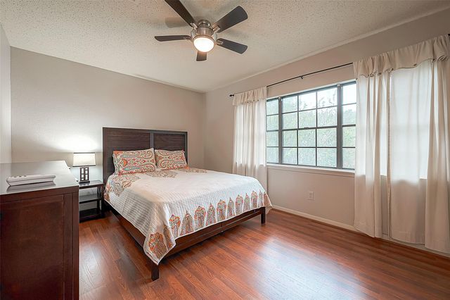 1935 S Cheyenne River Circle, Sugar Land, TX 77478