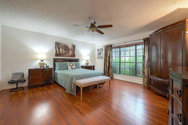 1935 S Cheyenne River Circle, Sugar Land, TX 77478