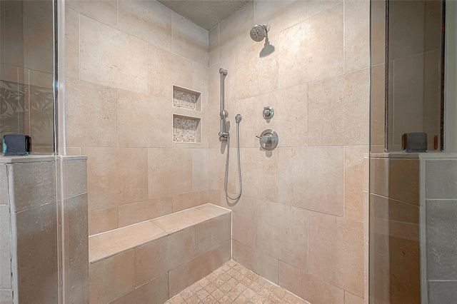 1935 S Cheyenne River Circle, Sugar Land, TX 77478