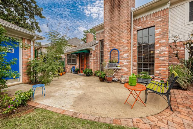 1935 S Cheyenne River Circle, Sugar Land, TX 77478