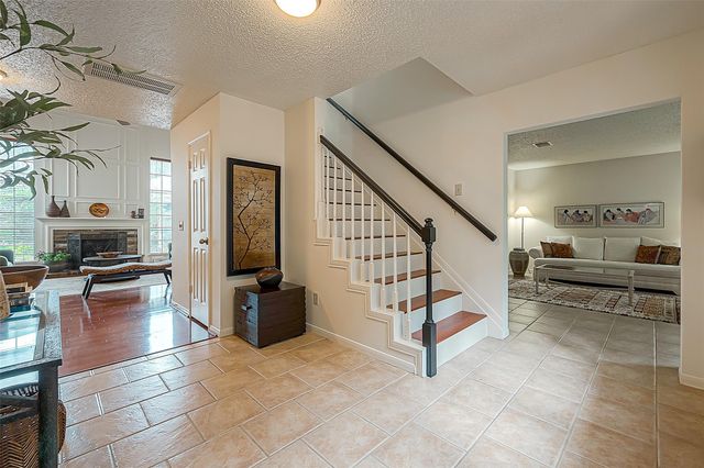 1935 S Cheyenne River Circle, Sugar Land, TX 77478