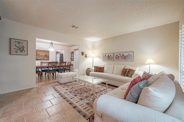 1935 S Cheyenne River Circle, Sugar Land, TX 77478