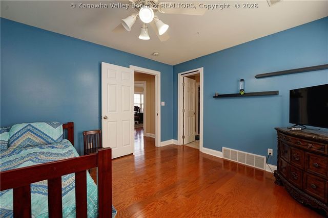 109 Yorktowne Place, South Charleston, WV 25309