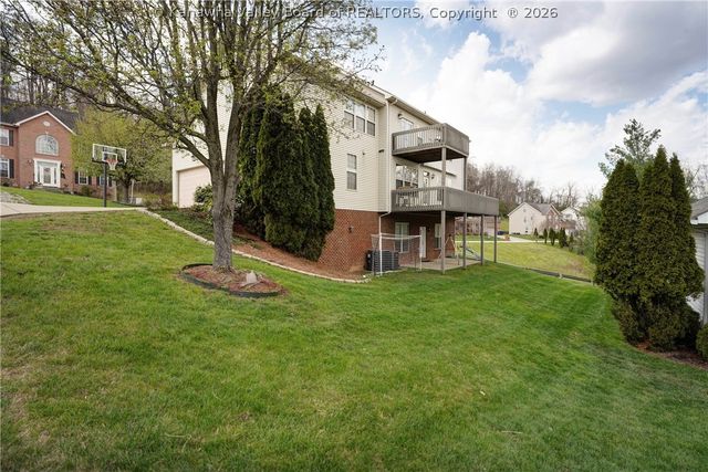 109 Yorktowne Place, South Charleston, WV 25309