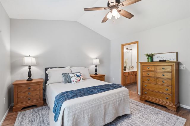 6114 Pinewood Court, Johnston, IA 50131