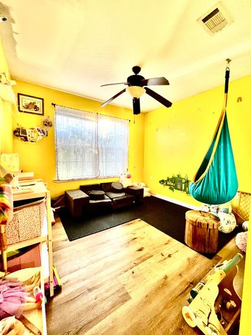 352 Harris Street, Mary Esther, FL 32569