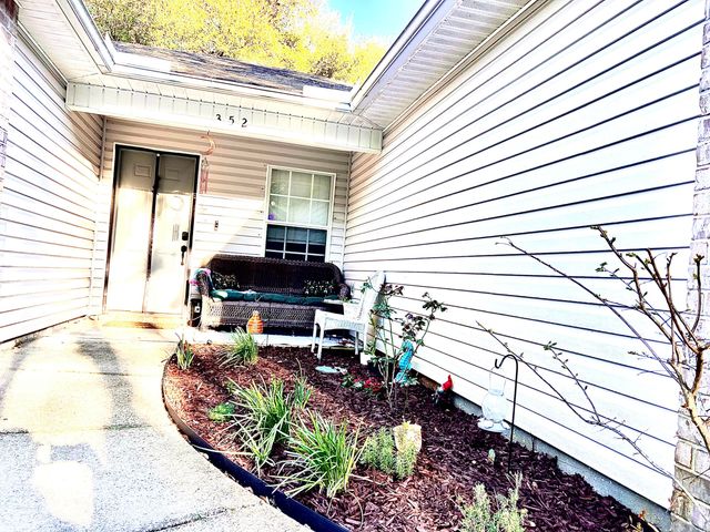 352 Harris Street, Mary Esther, FL 32569