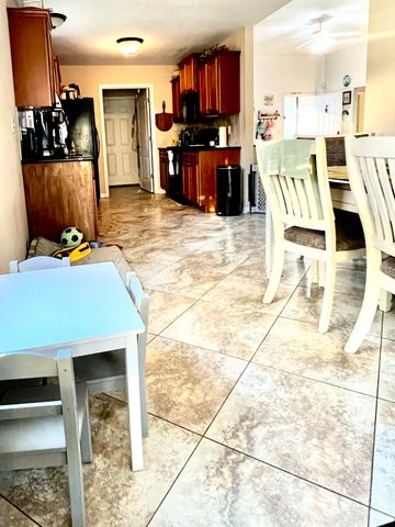 352 Harris Street, Mary Esther, FL 32569